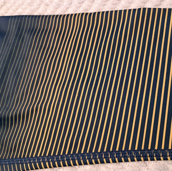 Sideline Apperal West Virginia Mountaineers Leggings Size M - Picture 8 of 13